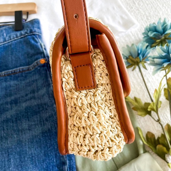 LOFT shoulder bag. - Picture 7 of 15